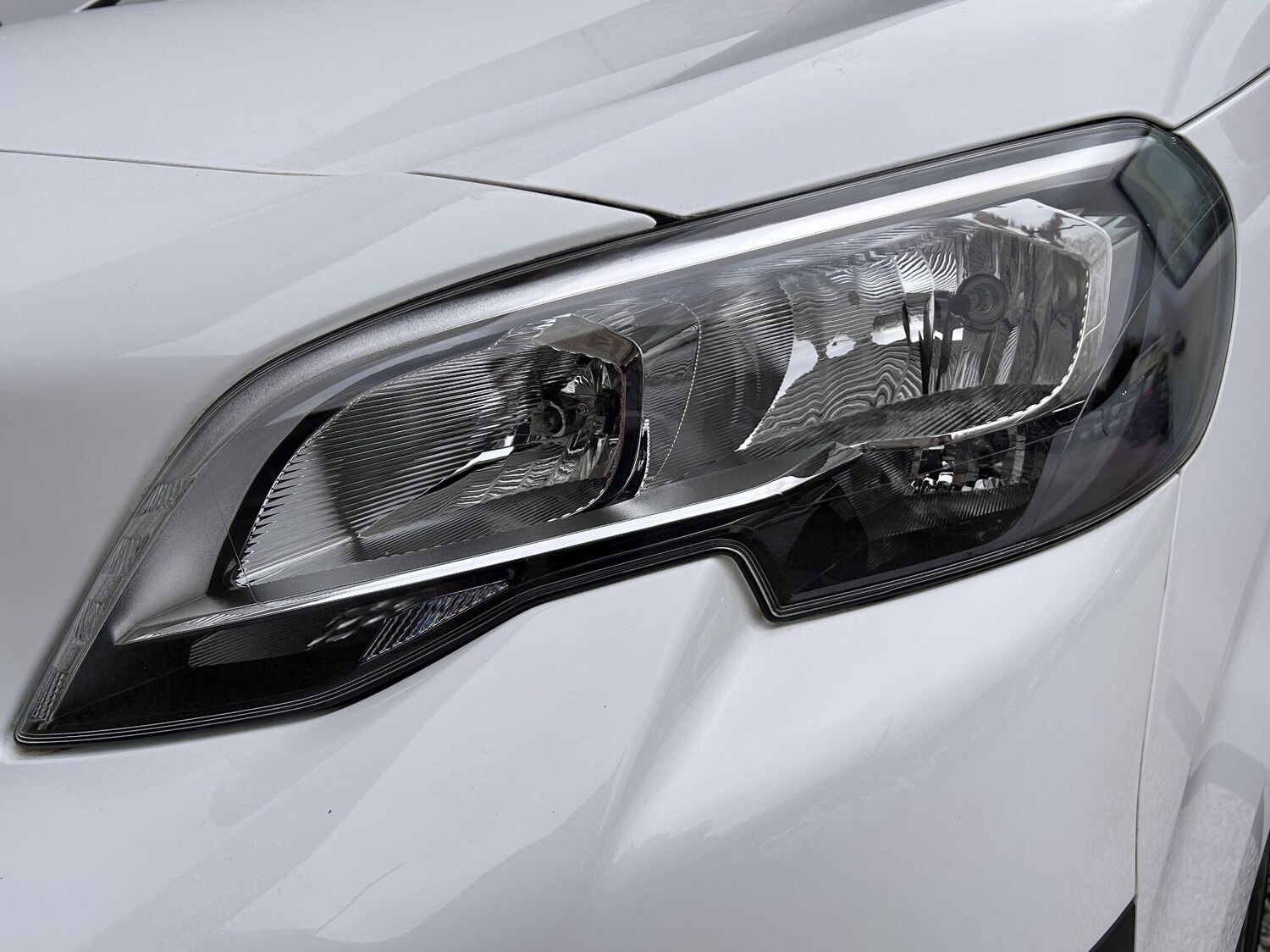 Used Peugeot Expert 2022 for sale - 76997210: Photo 36