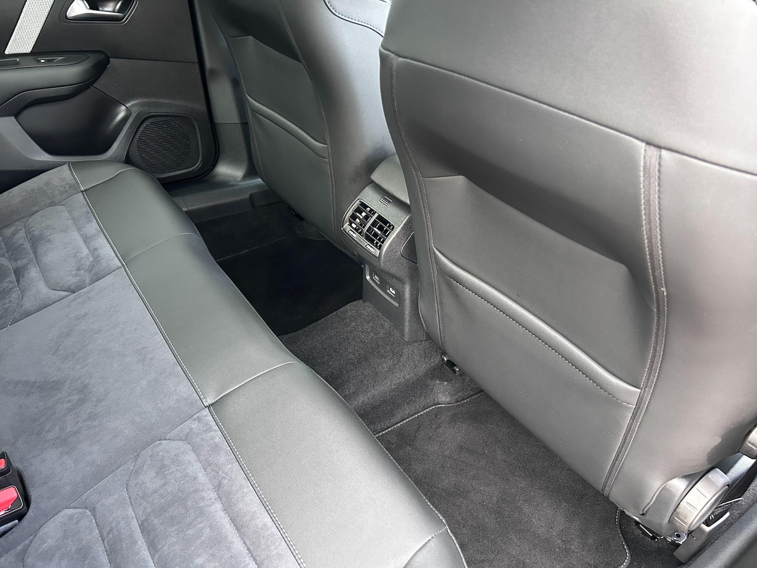 Used Citroen C4 2024 for sale - 76658364: Photo 30