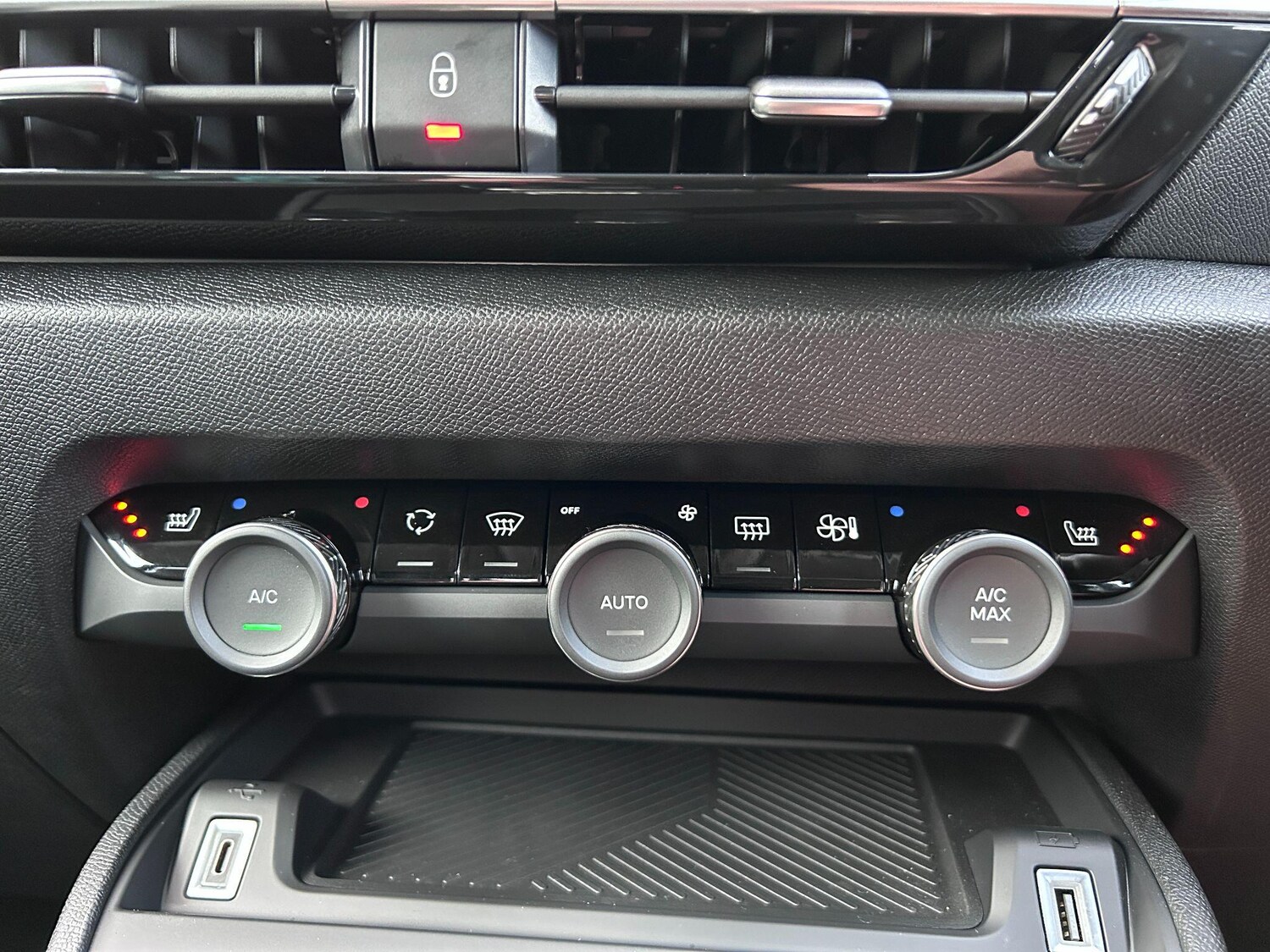 Used Citroen C4 2024 for sale - 76658364: Photo 35