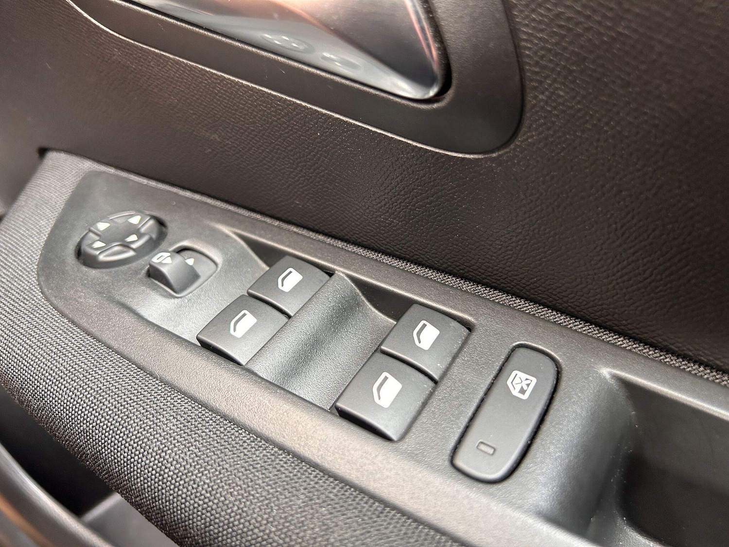 Used Peugeot 208 2023 for sale - 77411314: Photo 27