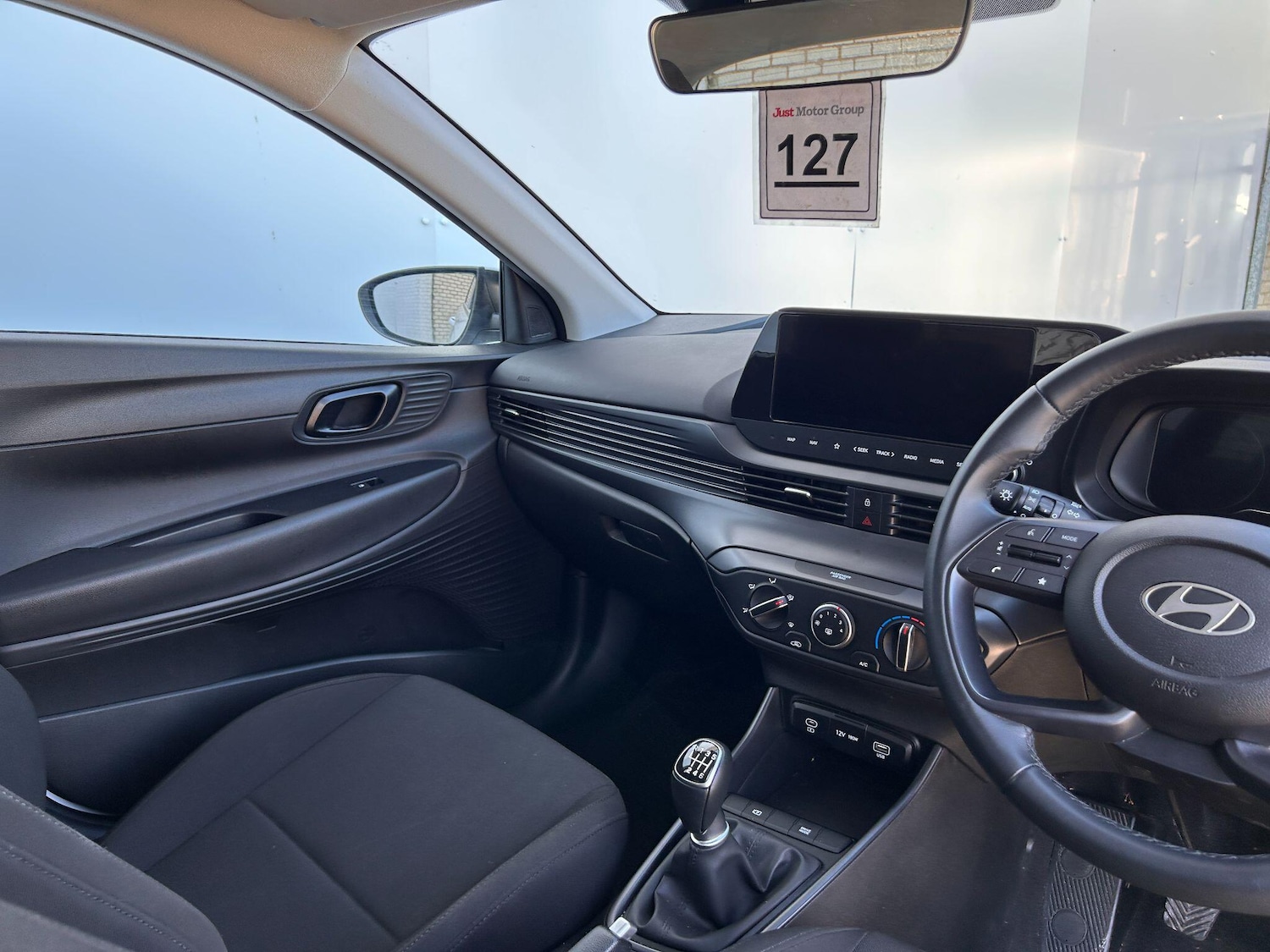 Used Hyundai i20 2025 for sale - 77537273: Photo 31