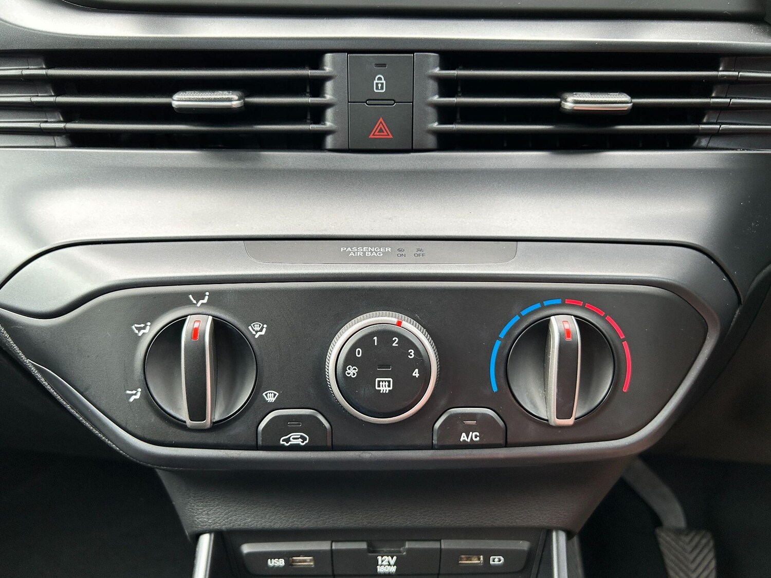 Used Hyundai i20 2023 for sale - 78100408: Photo 13