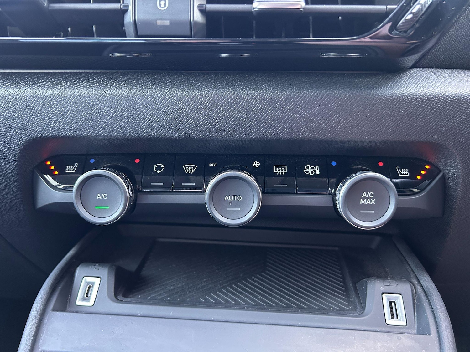 Used Citroen e-C4 2022 for sale - 77509775: Photo 13