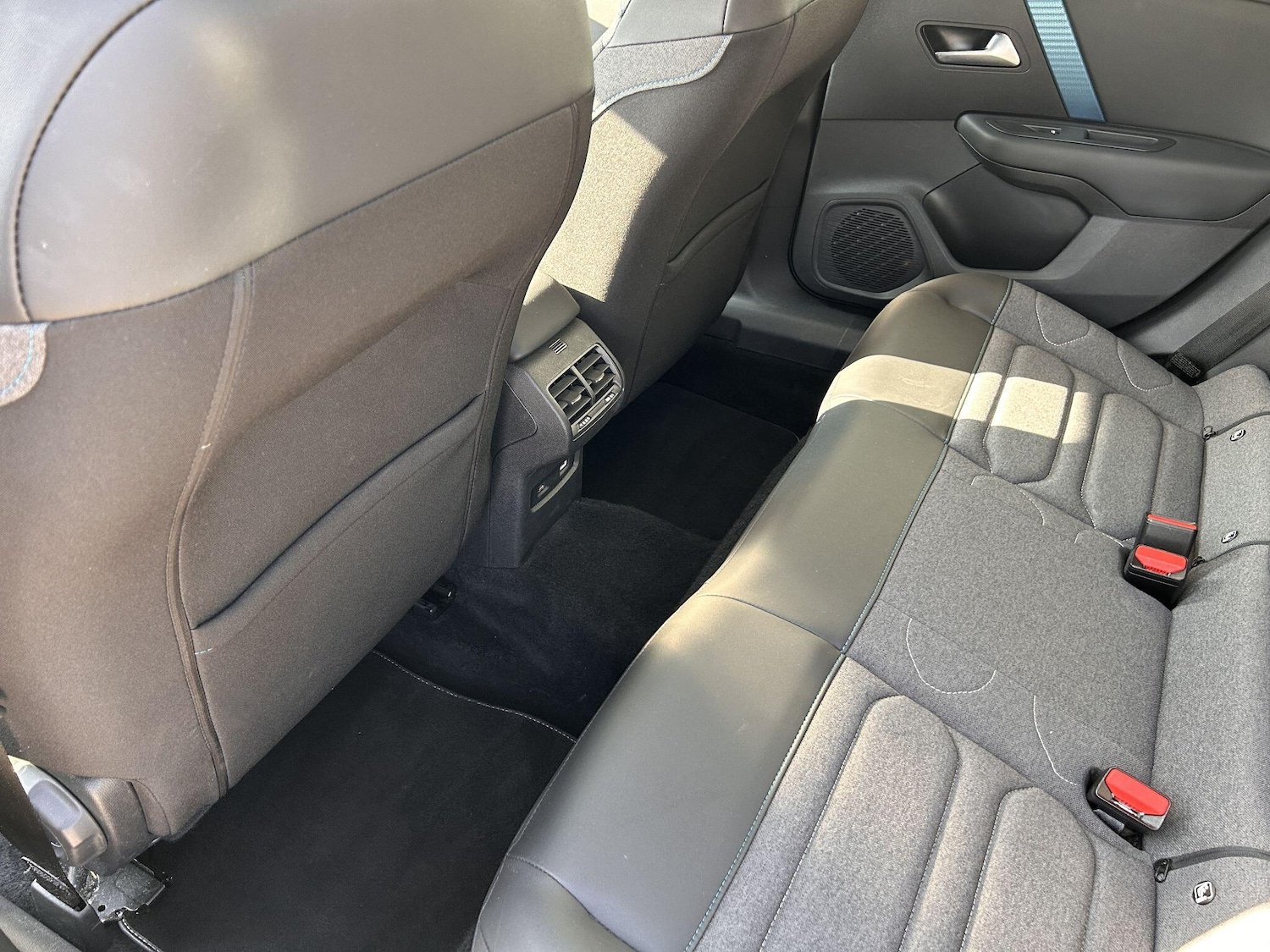 Used Citroen e-C4 2022 for sale - 77509775: Photo 23