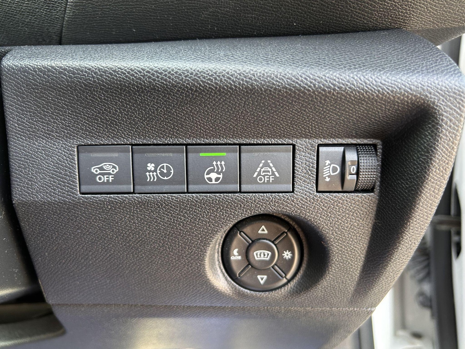 Used Citroen e-C4 2022 for sale - 77509775: Photo 28