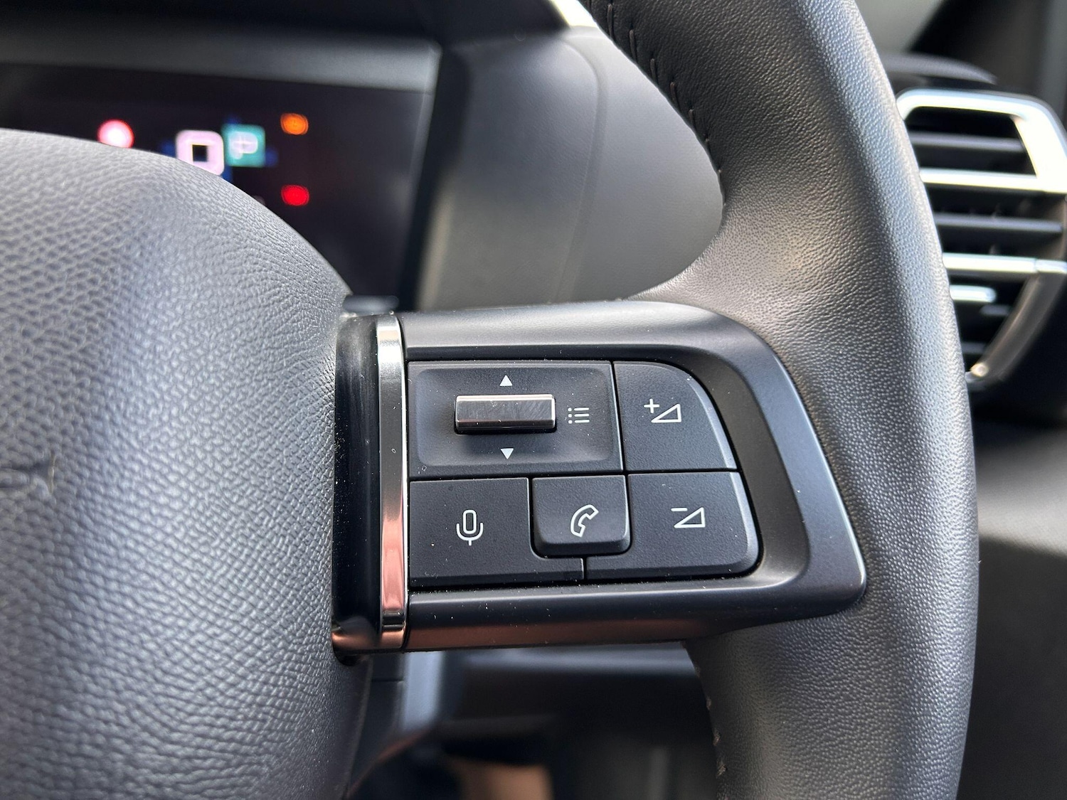 Used Citroen e-C4 2023 for sale - 77440835: Photo 21