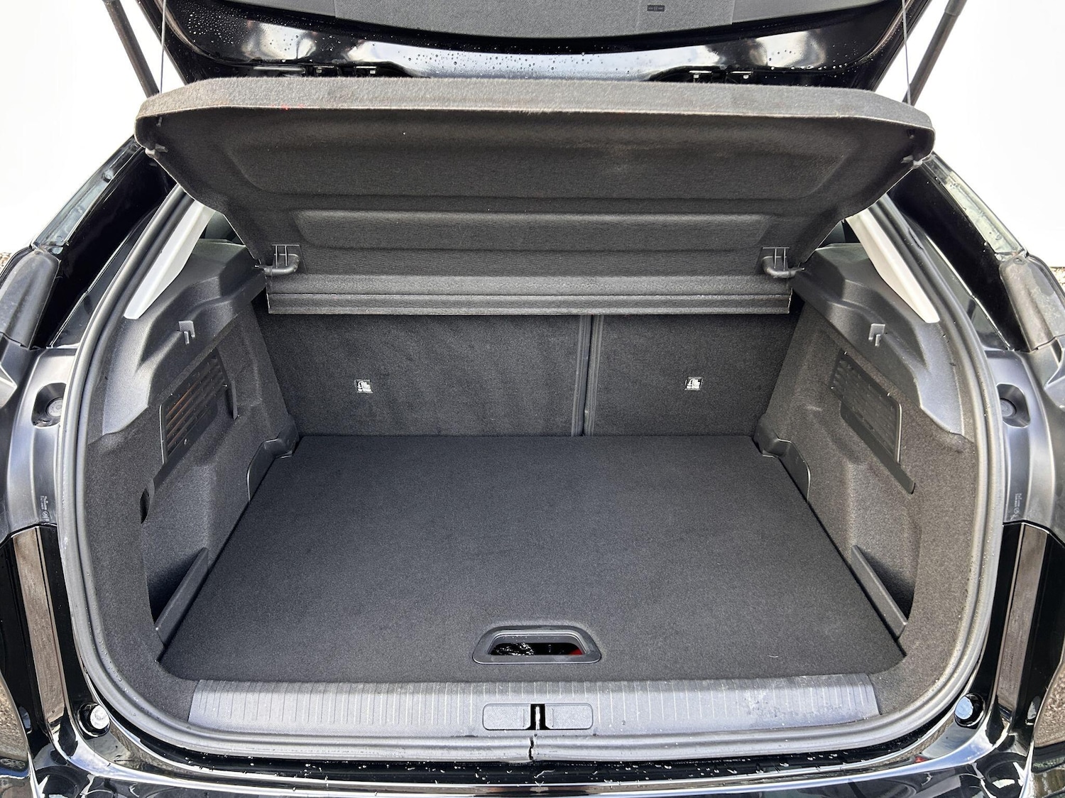 Used Citroen e-C4 2023 for sale - 77440835: Photo 34