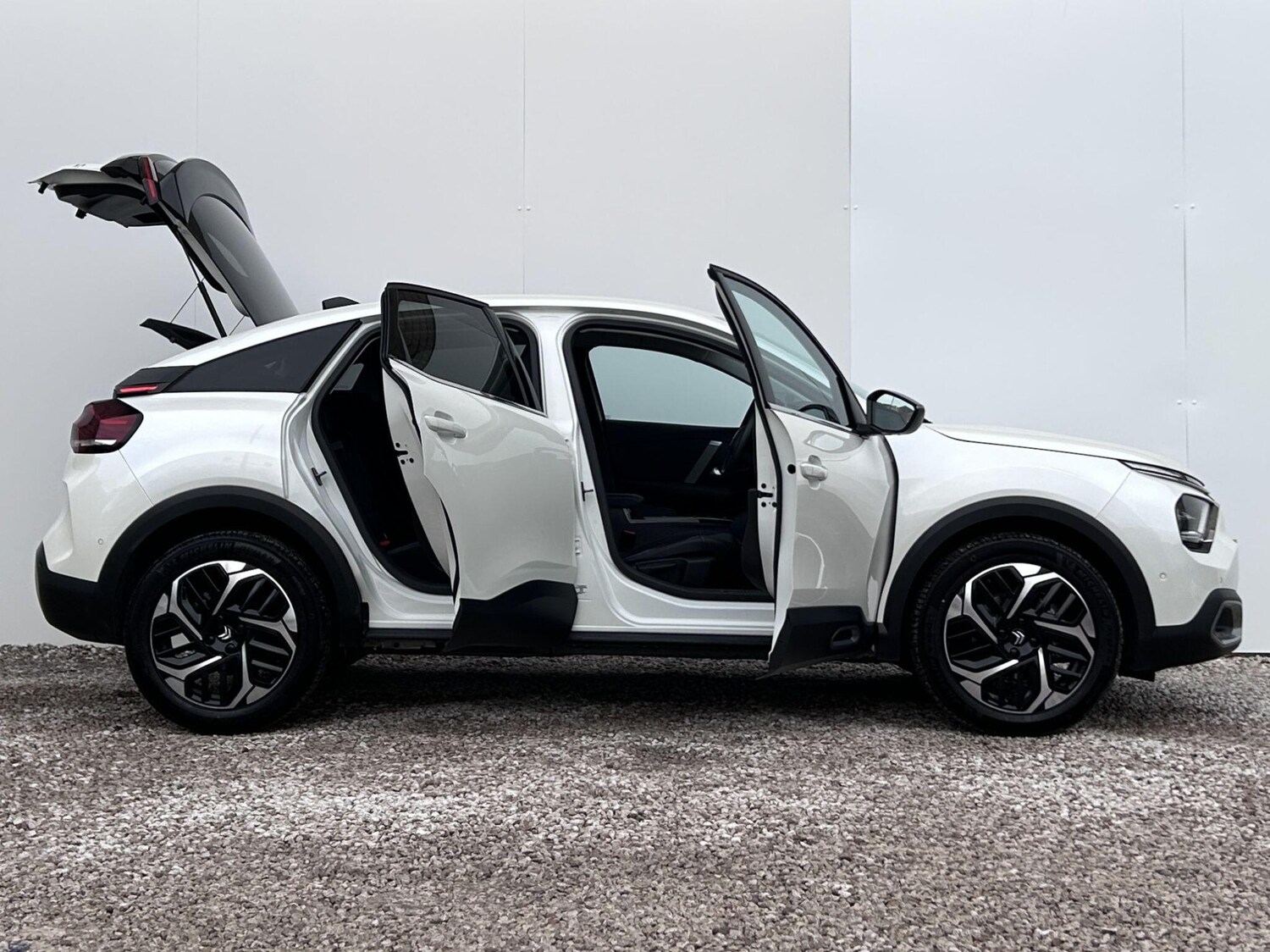 Used Citroen C4 2024 for sale - 76658789: Photo 17