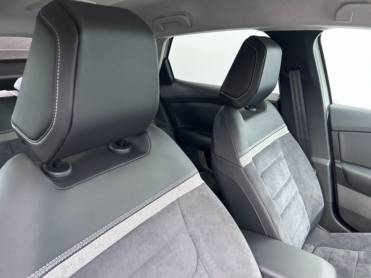 Used Citroen C4 2024 for sale - 76658789: Photo 24