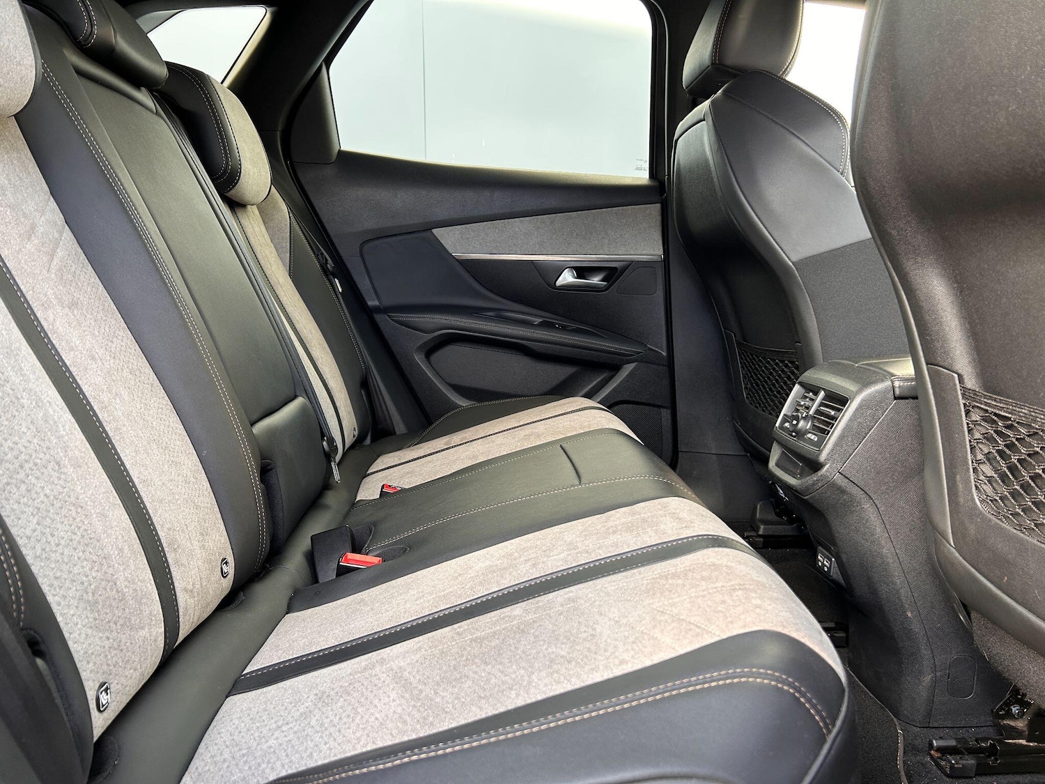 Used Peugeot 3008 2021 for sale - 76976604: Photo 27