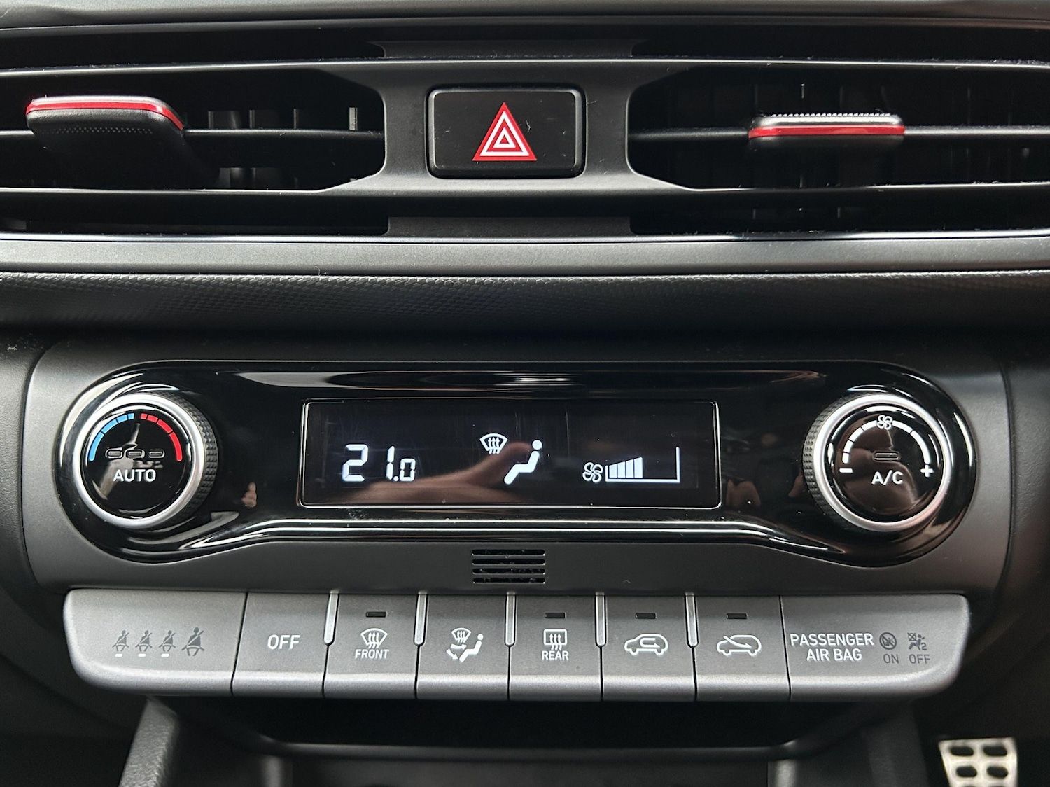 Used Hyundai KONA 2022 for sale - 76307363: Photo 26