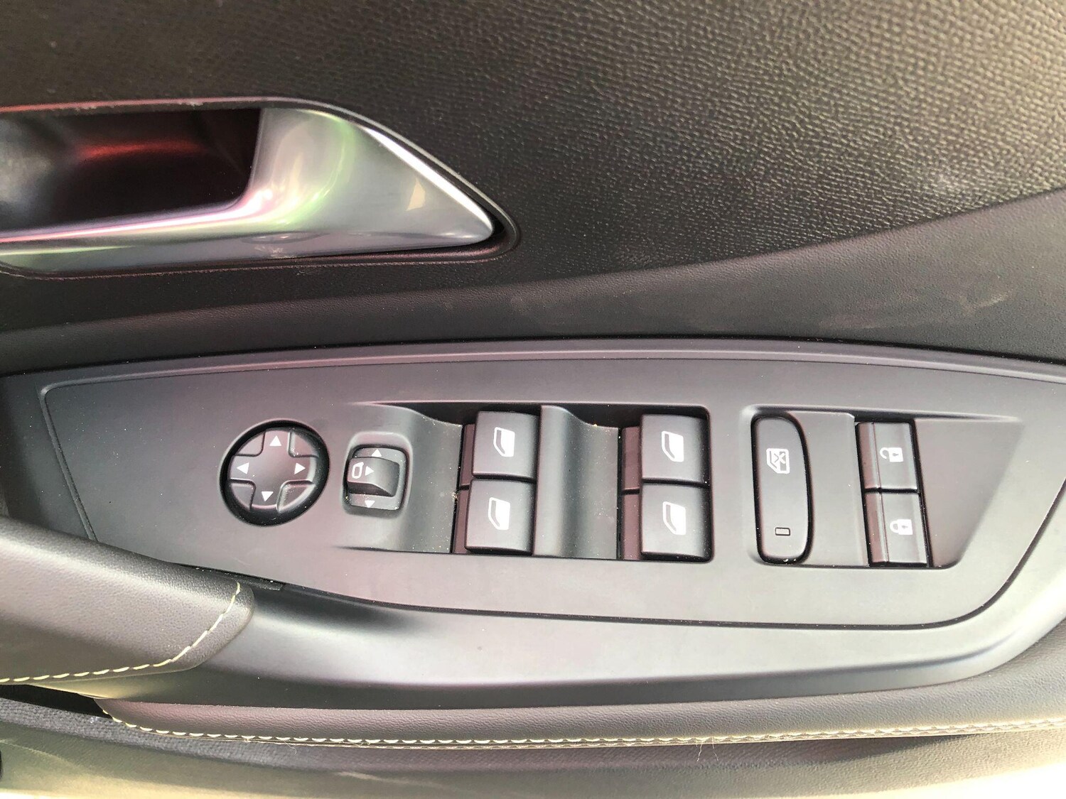 Used Peugeot 308 2024 for sale - 76538763: Photo 32