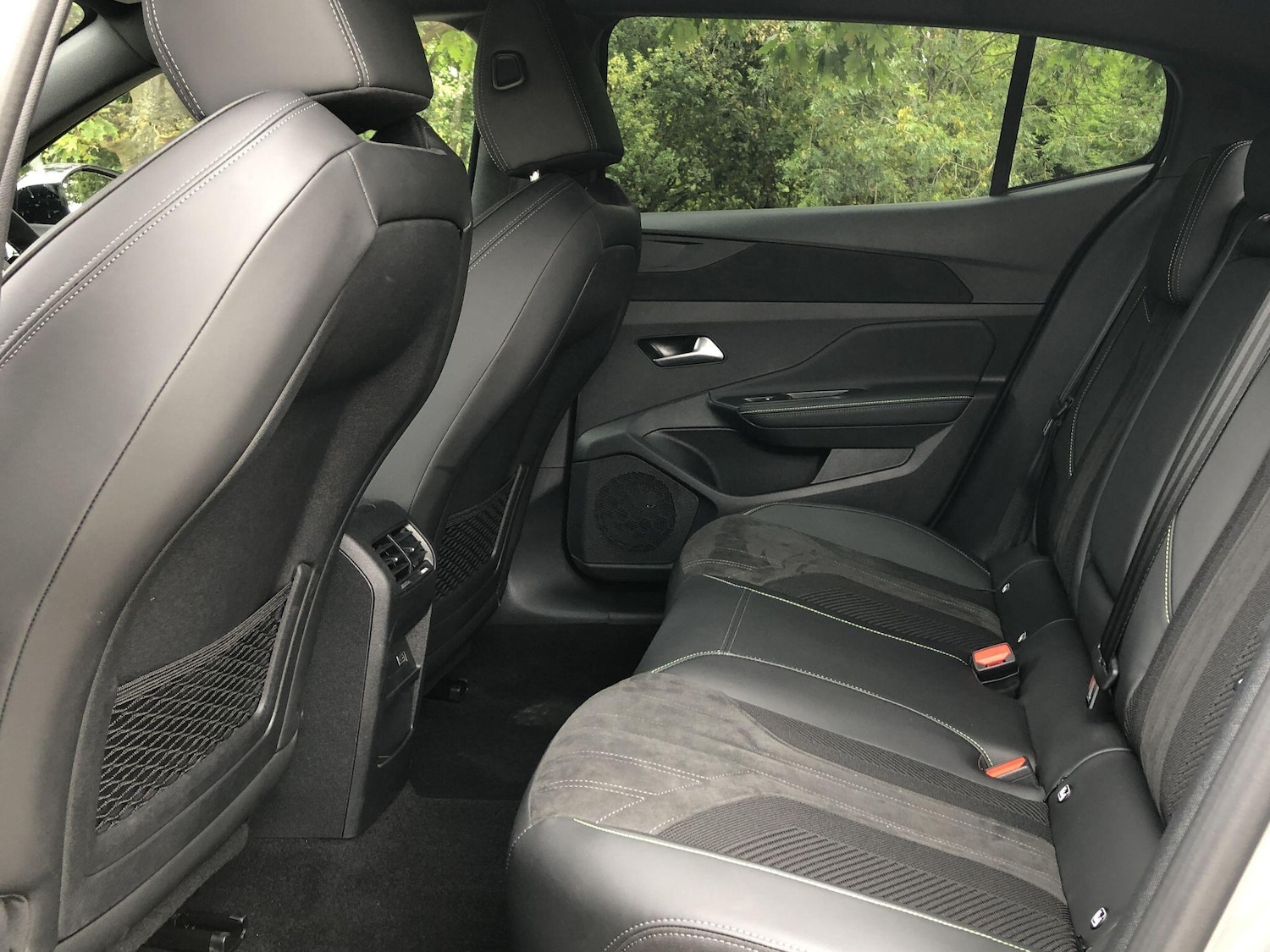 Used Peugeot 408 2024 for sale - 76457418: Photo 9