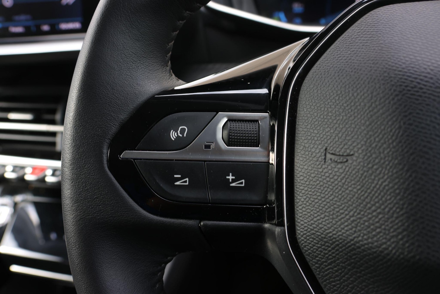 Used Peugeot E-208 2024 for sale - 76060819: Photo 18