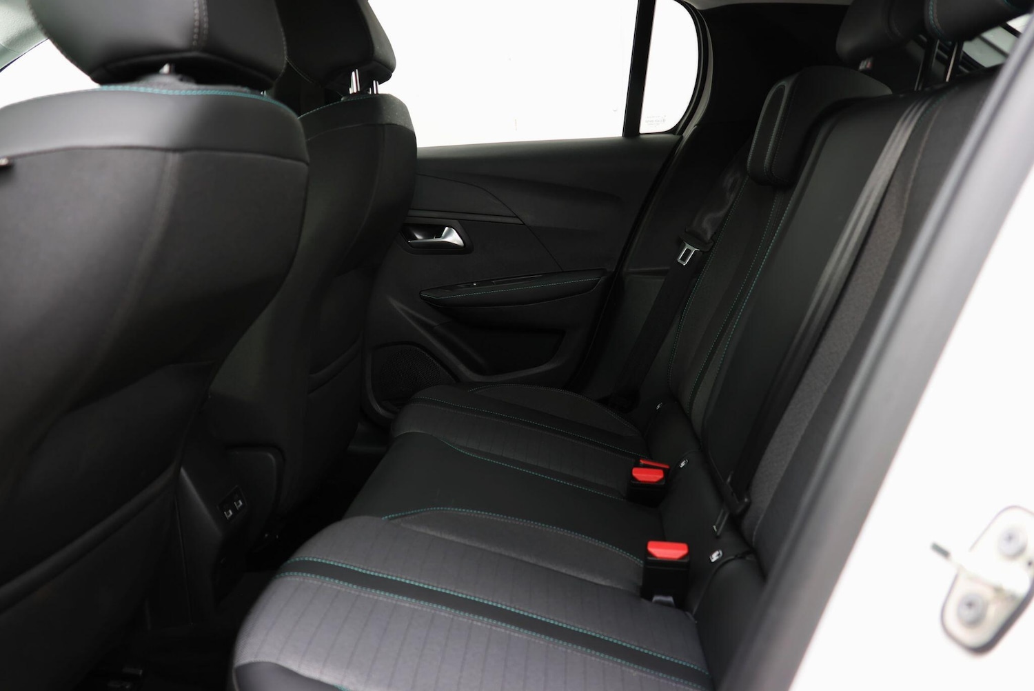 Used Peugeot E-208 2024 for sale - 76060819: Photo 9