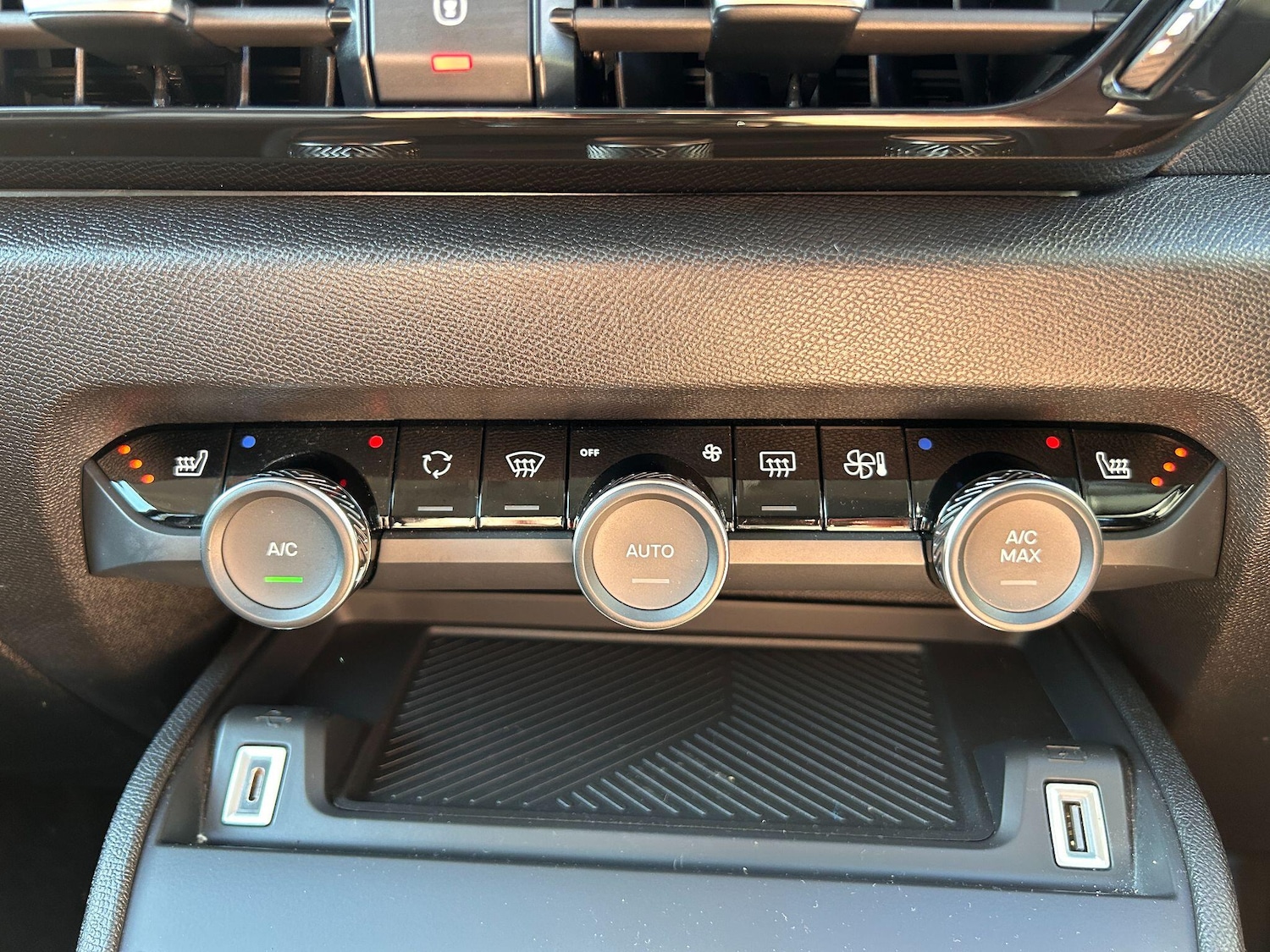 Used Citroen C4 2023 for sale - 77768458: Photo 13