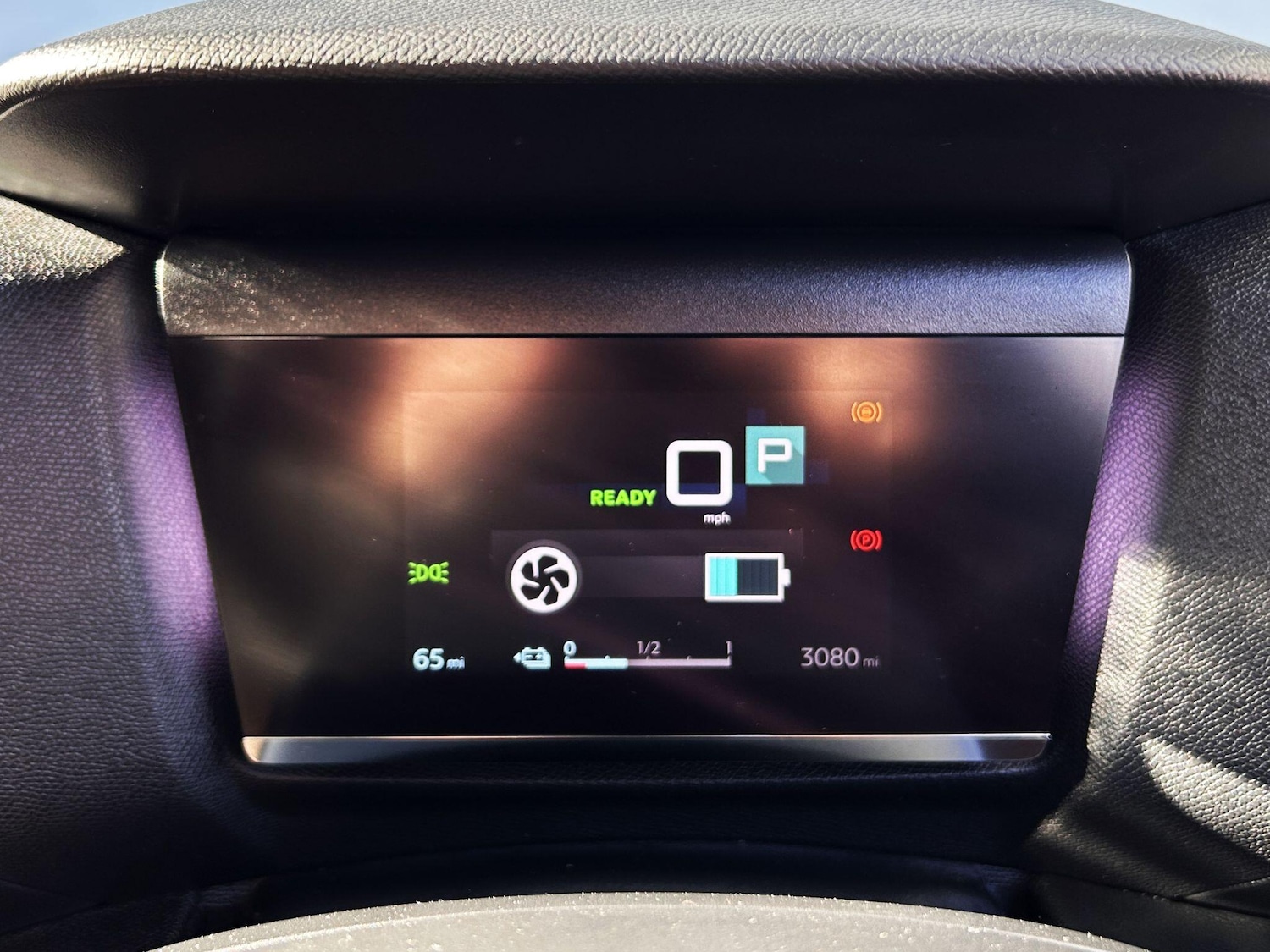 Used Citroen C4 2023 for sale - 77768458: Photo 3