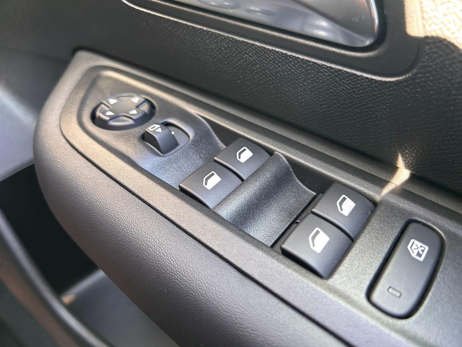 Used Citroen C4 2023 for sale - 77768458: Photo 32