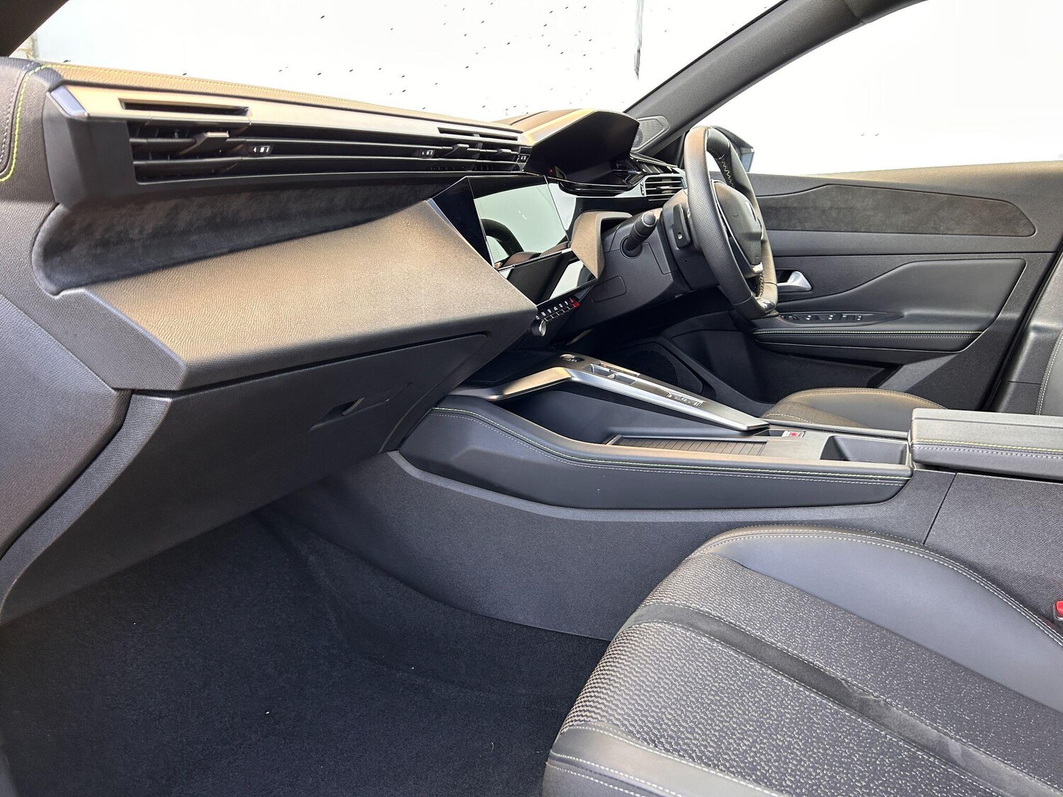 Used Peugeot 408 2025 for sale - 76801268: Photo 14