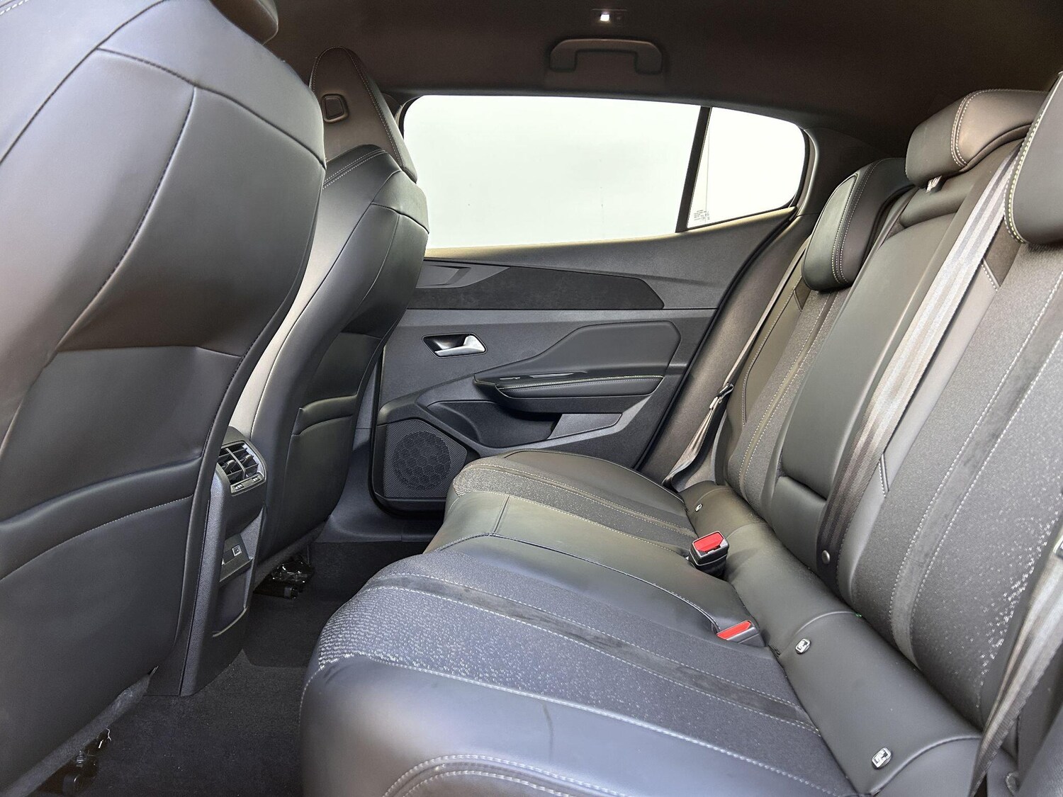 Used Peugeot 408 2025 for sale - 76801268: Photo 23