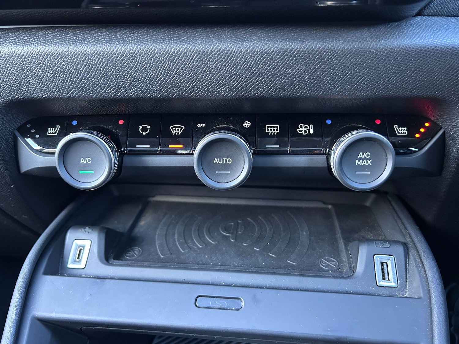 Used Citroen e-C4 2022 for sale - 76786586: Photo 21