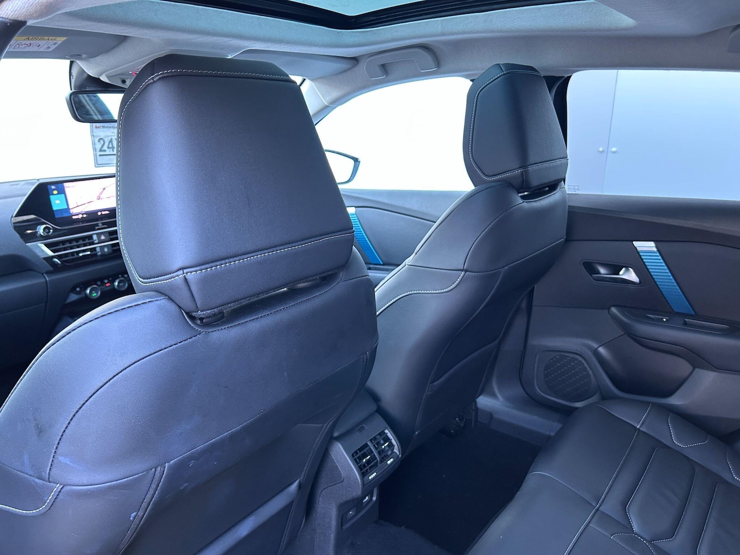 Used Citroen e-C4 2022 for sale - 76786586: Photo 24