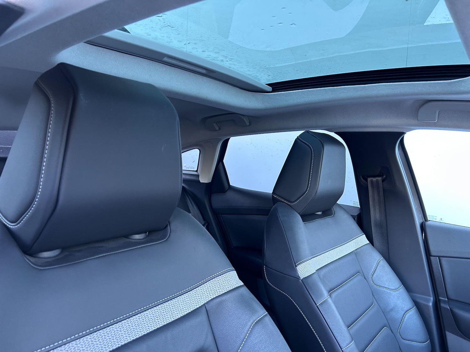 Used Citroen e-C4 2022 for sale - 76786586: Photo 28