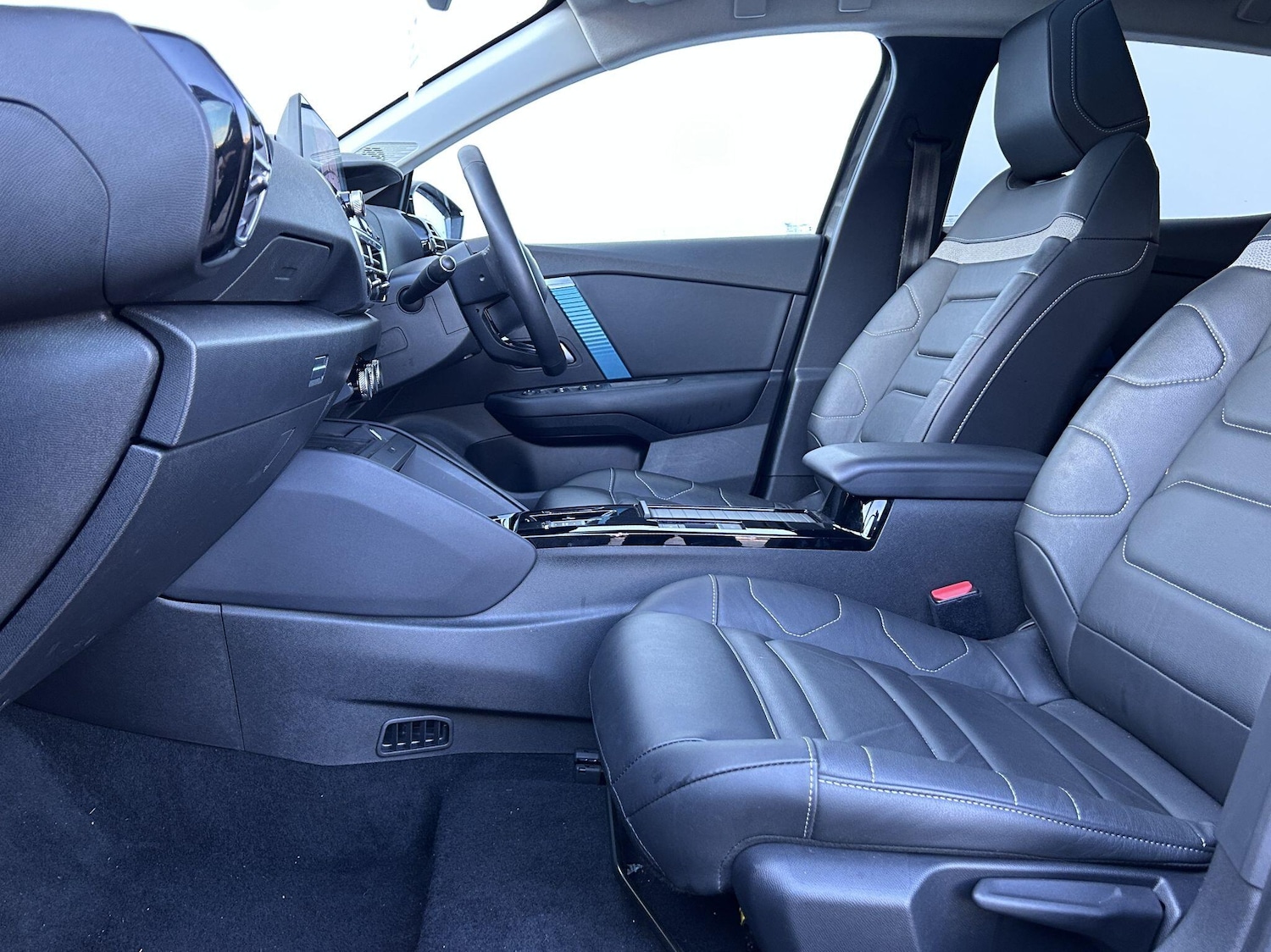 Used Citroen e-C4 2022 for sale - 76786586: Photo 32