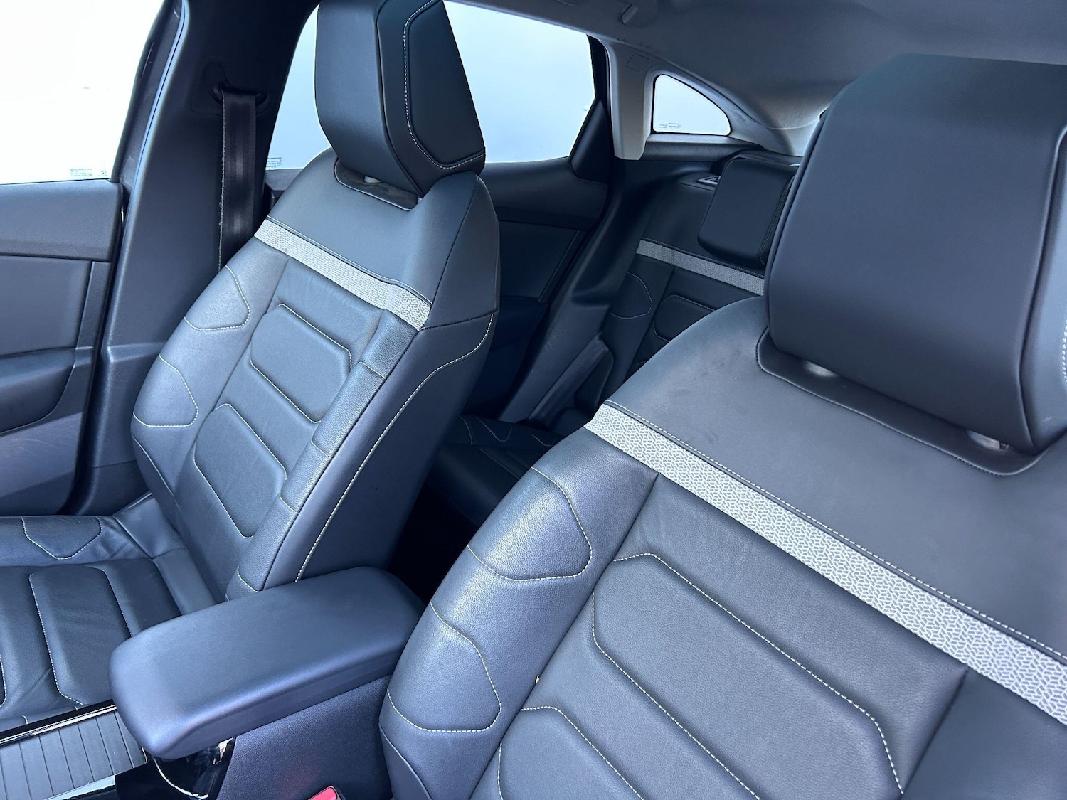 Used Citroen e-C4 2022 for sale - 76786586: Photo 34