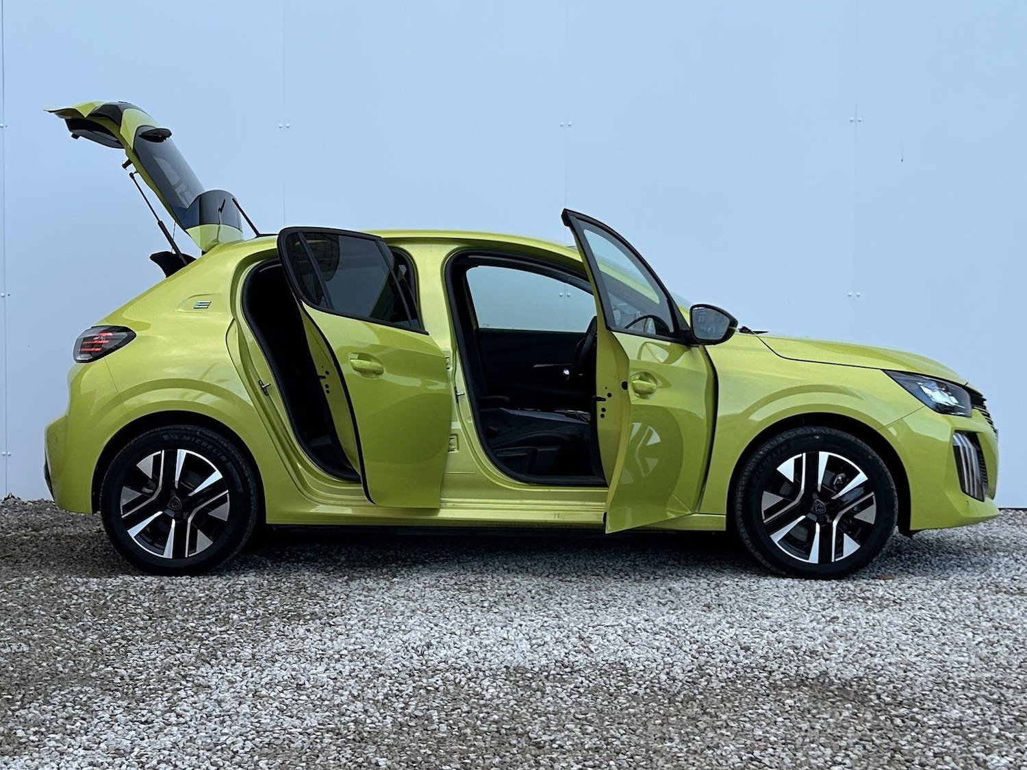 Used Peugeot E-208 2024 for sale - 76360616: Photo 15