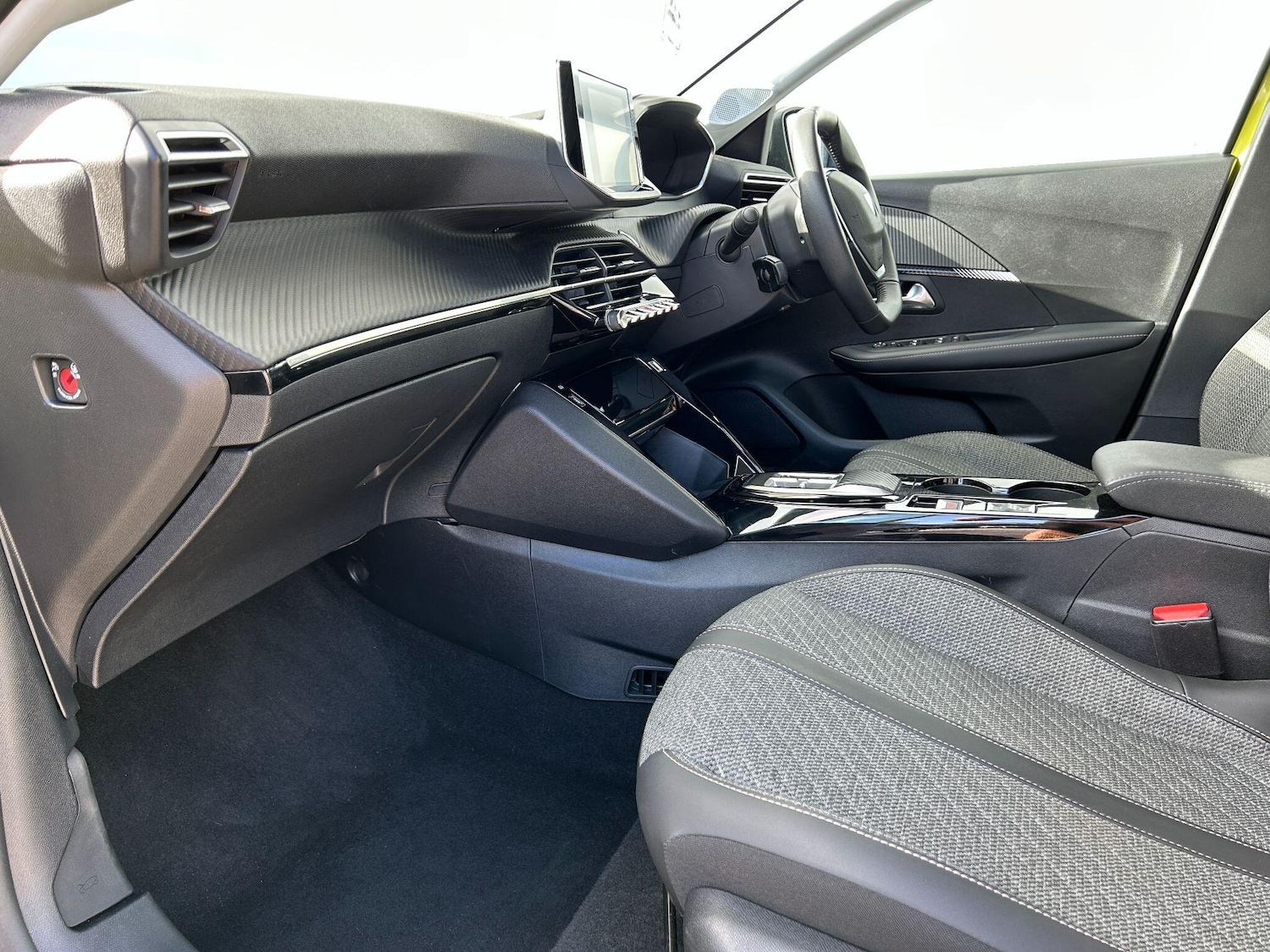 Used Peugeot E-208 2024 for sale - 76360616: Photo 16