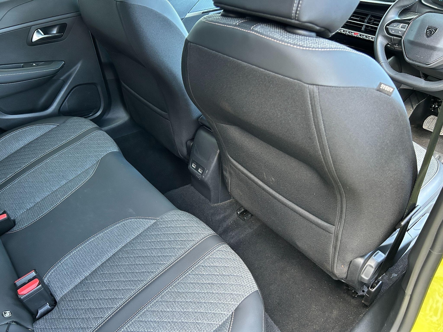 Used Peugeot E-208 2024 for sale - 76360616: Photo 30