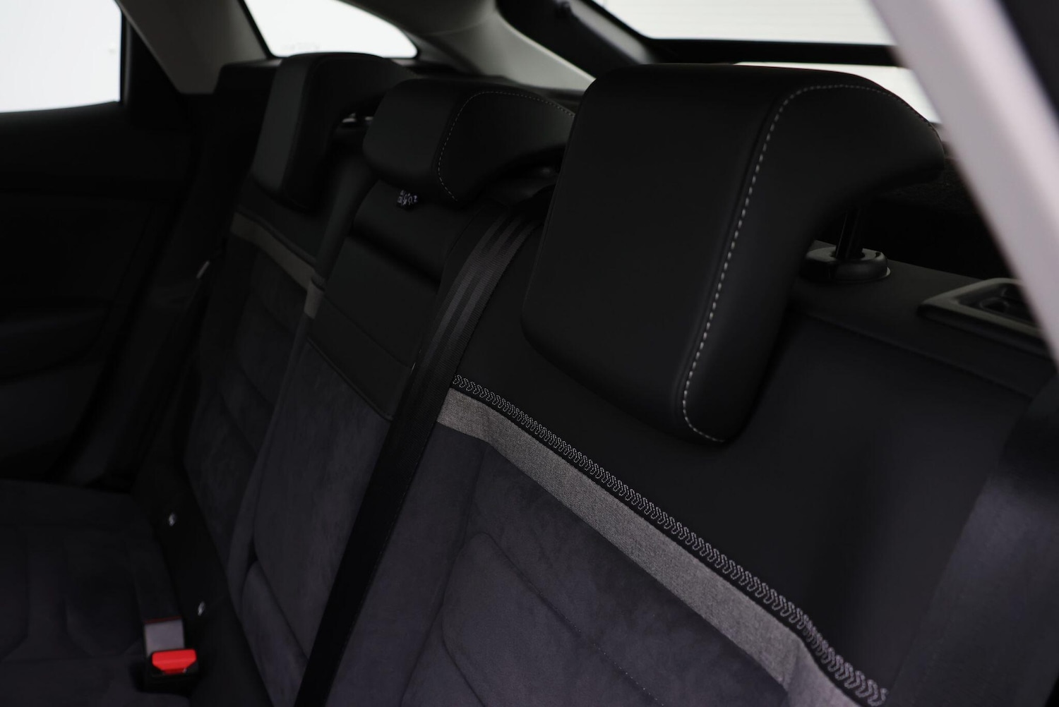 Used Citroen e-C4 2024 for sale - 76200294: Photo 10