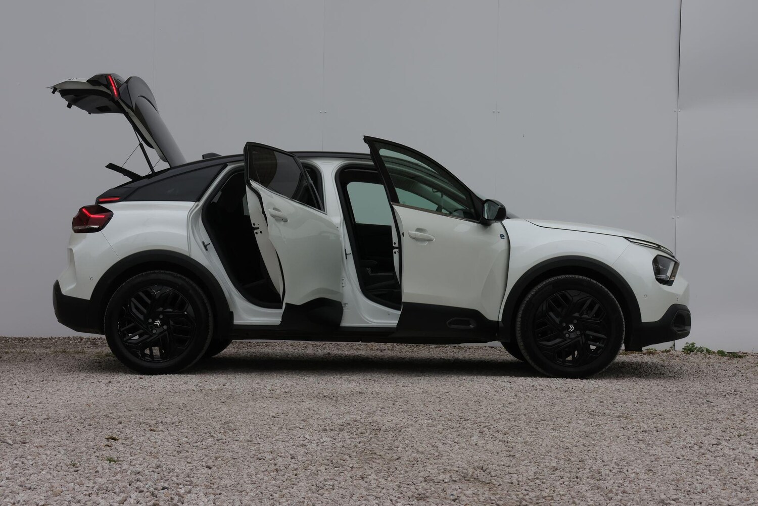 Used Citroen e-C4 2024 for sale - 76200294: Photo 38