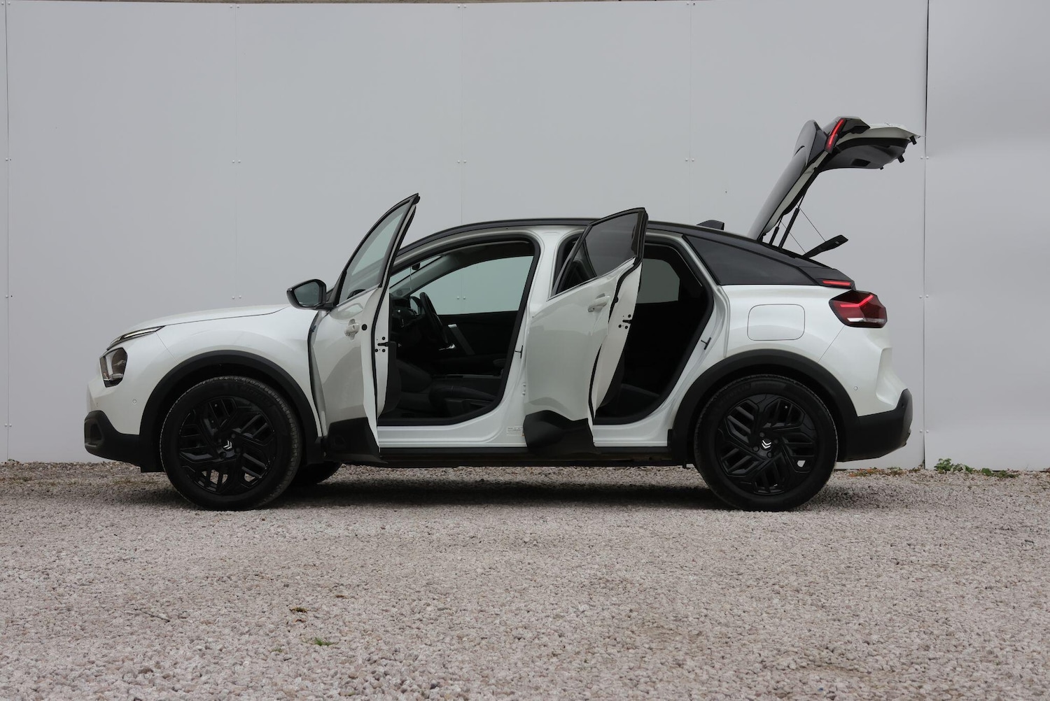 Used Citroen e-C4 2024 for sale - 76200294: Photo 8