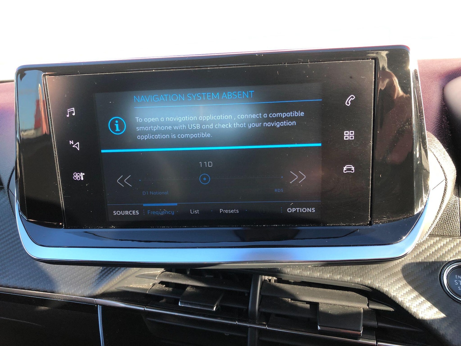 Used Peugeot 2008 2022 for sale - 76689959: Photo 35