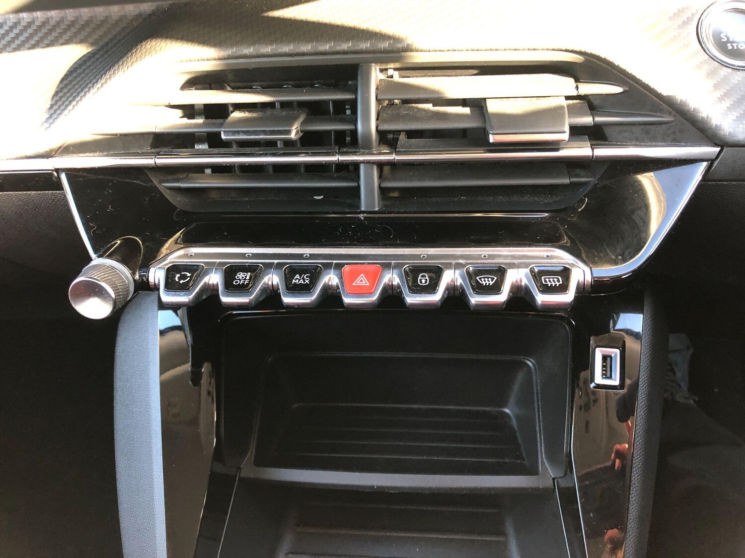 Used Peugeot 2008 2022 for sale - 76689959: Photo 50