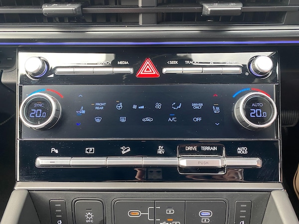 Used Hyundai Santa Fe 2025 for sale - 75770093: Photo 31