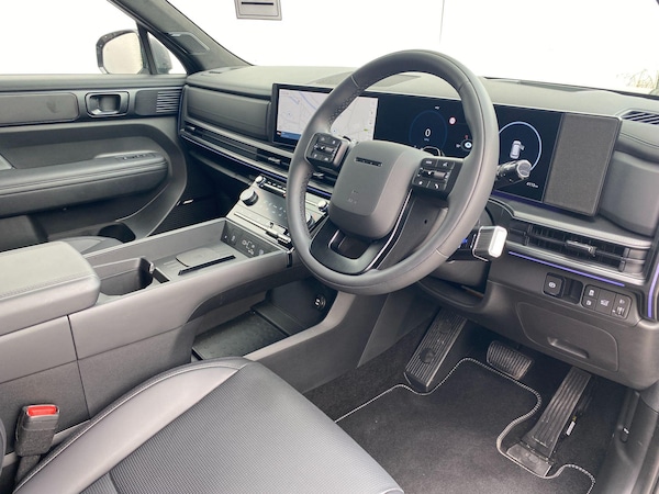 Used Hyundai Santa Fe 2025 for sale - 75770093: Photo 9