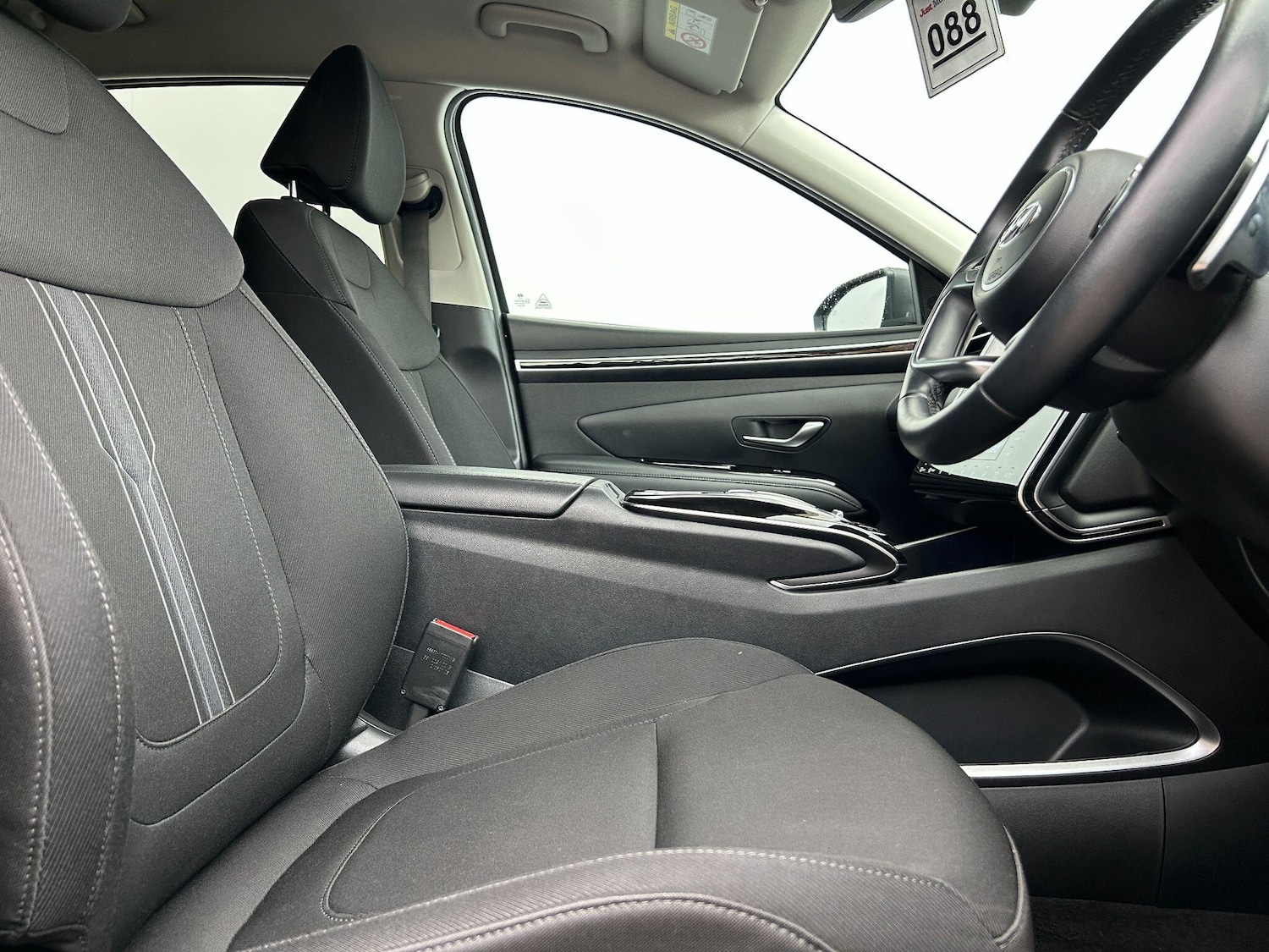 Used Hyundai TUCSON 2021 for sale - 76327370: Photo 8