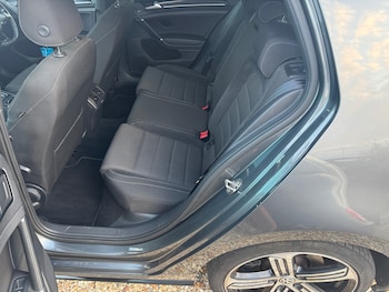 Used Volkswagen Golf 2018 for sale - 75428988: Photo