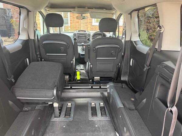 Used Peugeot Partner Tepee 2014 for sale - 76249625: Photo 11