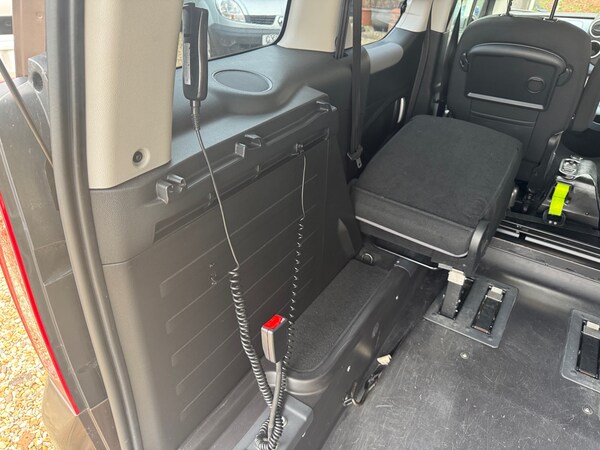 Used Peugeot Partner Tepee 2014 for sale - 76249625: Photo 12