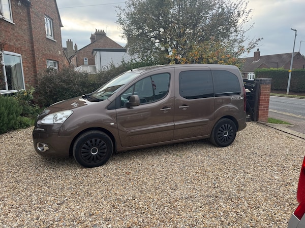 Used Peugeot Partner Tepee 2014 for sale - 76249625: Photo 17