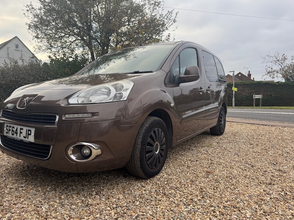 Used Peugeot Partner Tepee 2014 for sale - 76249625: Photo 1