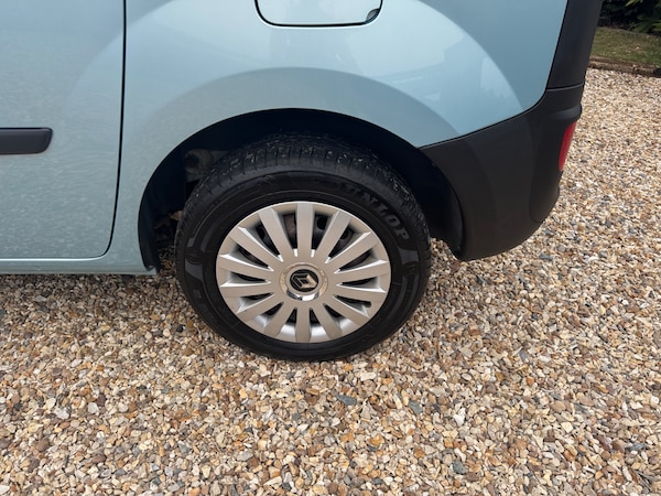 Used Renault Kangoo 2010 for sale - 75638536: Photo 19