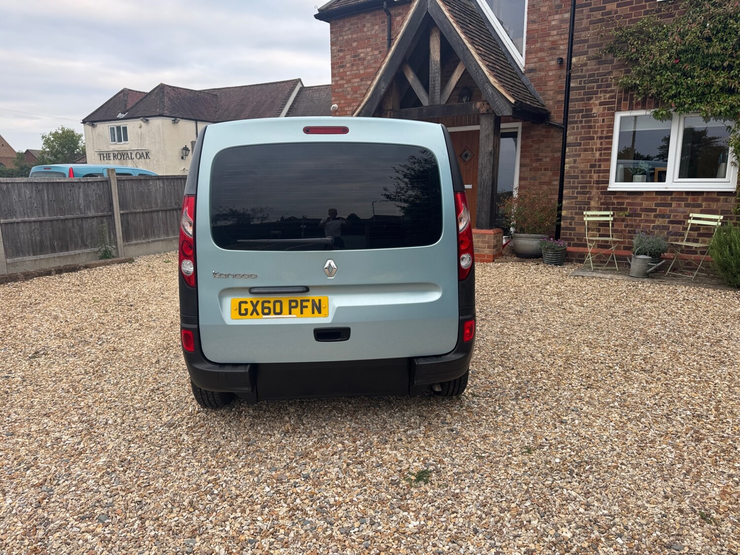Vehicle 21
