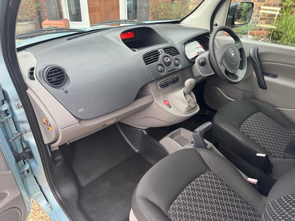 Used Renault Kangoo 2010 for sale - 75638536: Photo 29
