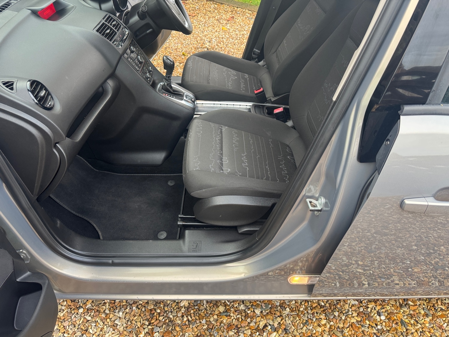 Used Vauxhall Meriva 2012 for sale - 77127399: Photo 15