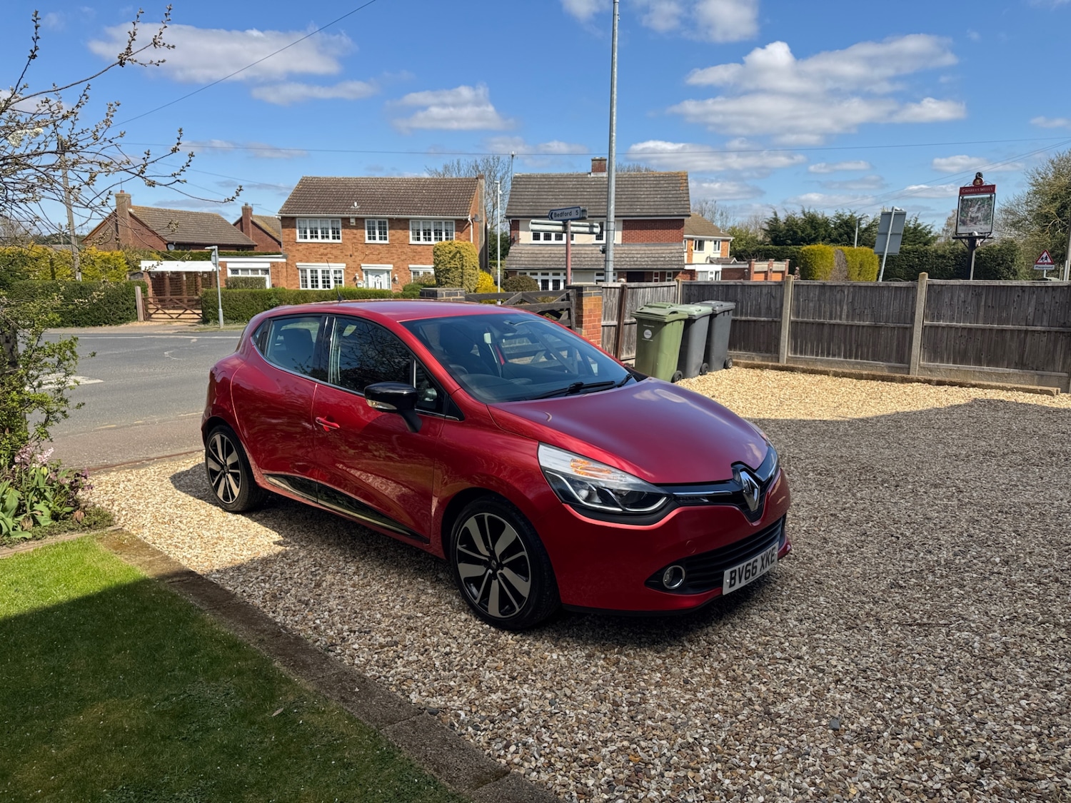 Used Renault Clio 2016 for sale - 76287322: Photo 1